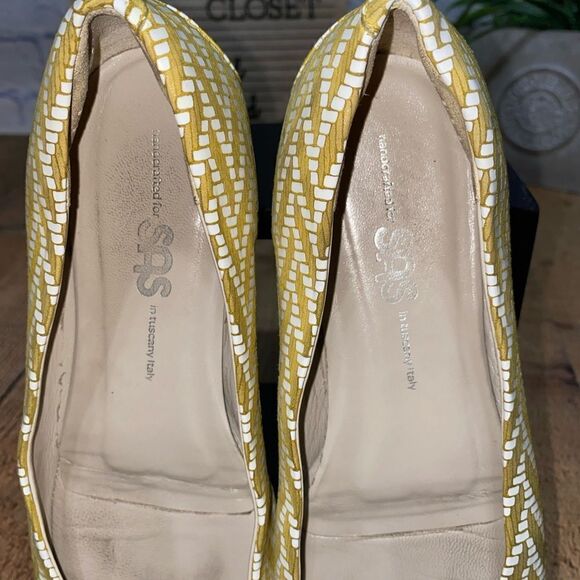 SAS Lacey - Ballet Flat
Color: Chevron Yellow - Picture 5 of 10